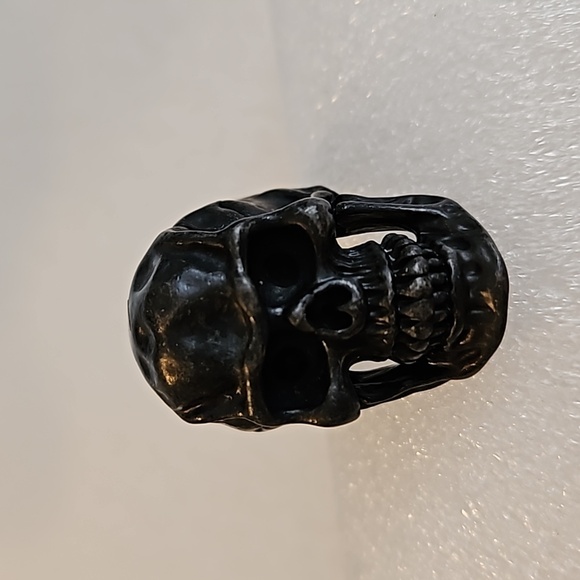 Other - BLACK SKULL Size 10 Ring